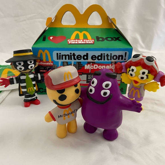 CPFM McDonalds Happy Meal Friends - Picture 7 of 14